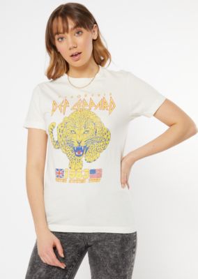 def leppard graphic tee