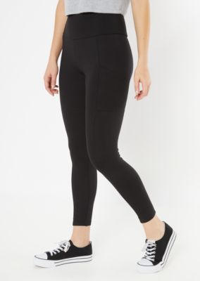 black leggings with pockets