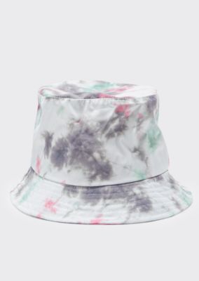 rue21 bucket hats