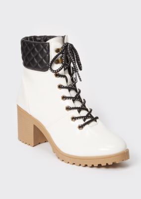 heeled hiking boots