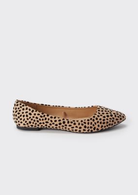 pointed leopard flats