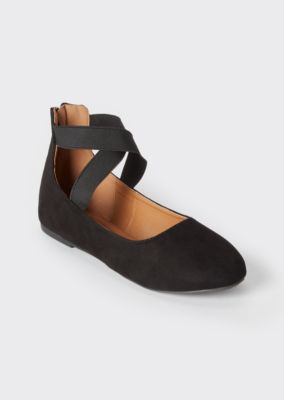 black strappy ballet flats